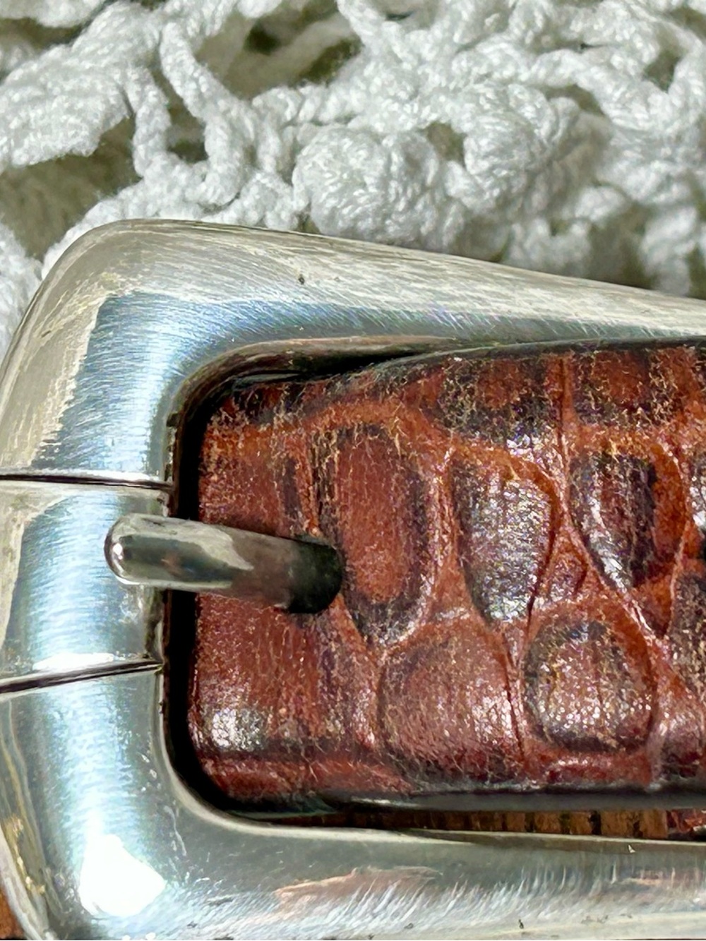 Men’s Brown Croc-Embossed Calf Leather Belt with Silver tone Buckle  Size 44